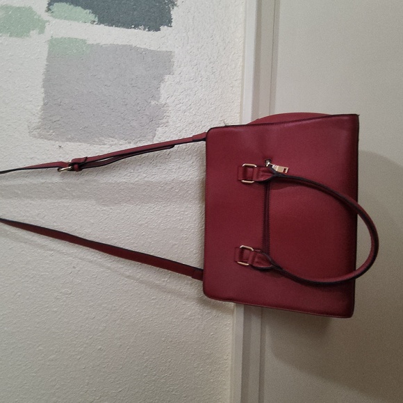 Purse - Picture 2 of 2